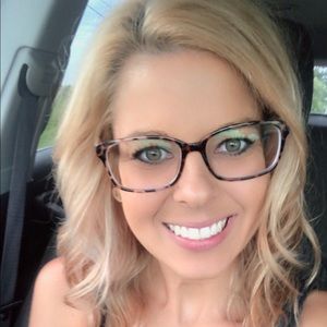 Meet your Posher, Shay